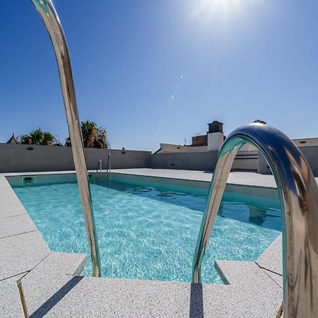 City Centre Pool & Parking Málaga Eksteriør bilde